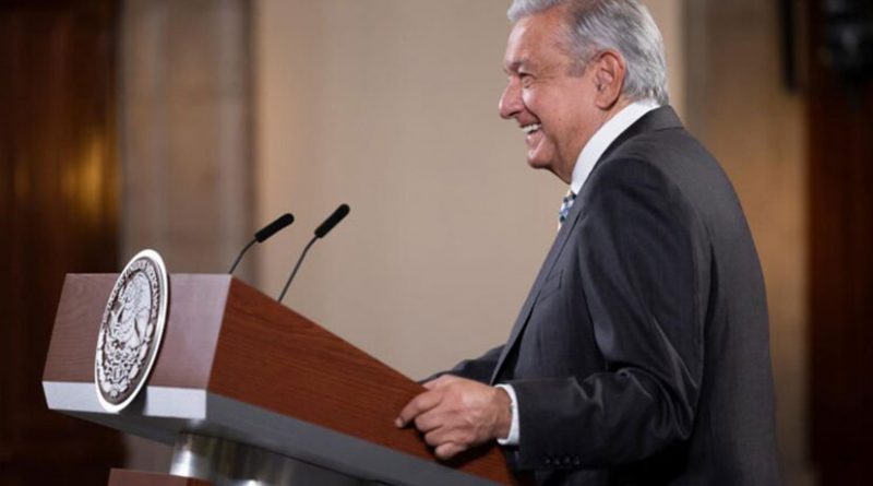 President highlights downward trend in deaths due to COVID-19; México registers reduction of cases for eleventh consecutive week / @lopezobrador_ @GobiernoMX >>>