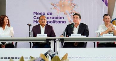 Governor of Nuevo Leon calls for respect for the Constitution and to join the metropolitan collaboration table / @samuel_garcias @nuevoleon >>>