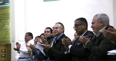 Mayor Raymundo Martínez recognizes the talent of Toluca’s Philharmonic Orchestra / @RaymundoMC @TolucaGob >>>