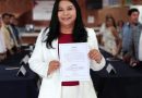Ana Castro receives the certificate of majority as municipal president of Tultitlán, State of Mexico