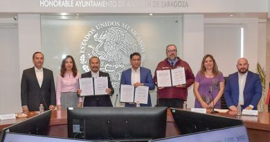 Historic! In Atizapan, State of Mexico, Pedro Rodríguez signs an agreement to protect journalists and human rights defenders / @Pedro_RVillegas @GobAtizapan