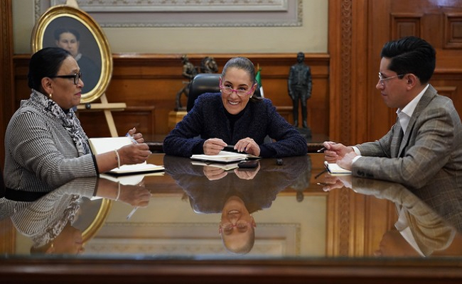 Claudia Sheinbaum celebrates ‘deep and cordial’ dialogue with Pope Leo XIV on the day of the Virgin of Guadalupe / @Claudiashein @GobiernoMX