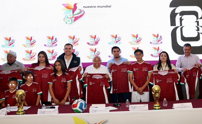 In Edomex, Raciel Pérez Cruz presents the sports event “Our World Cup 2026” to unite families through sports in Tlalnepantla / @RacielPerezC_ @Gob_Tlalne >>>