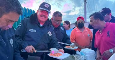 In Edomex, Commissioner Rufino Jiménez Jiménez Leads Food Distribution at Hospital and Calls for Tecámac Citizen Participation / @rosiwongromero