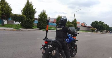 In Edomex, Rufino Jiménez Jiménez is leading an awareness campaign in Tecámac regarding vehicles that obstruct sidewalks or access points / @rosiwongromero