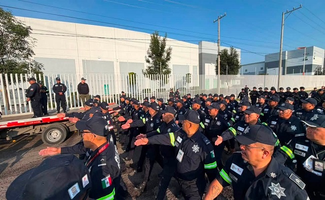 In Edomex, Daniel Serrano drives the «Blindaje Izcalli» initiative and curbs extortion; expert leadership yields results in Cuautitlán Izcalli / @daniel_ser @GobIzcalli >>>